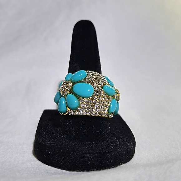 Pave crystal and Blue stone floral ring - Picture 2 of 5